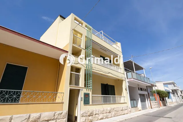 Apartment with verandas in Marina di Ragusa · Photo 3